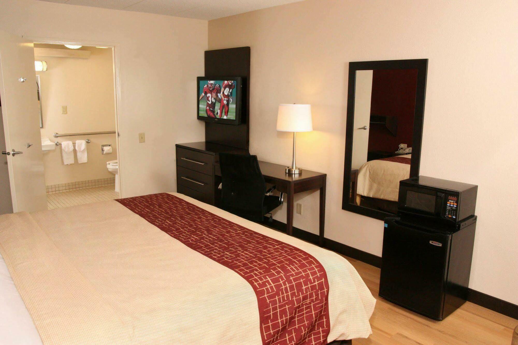 Red Roof Inn Plus+ Austin South Eksteriør bilde